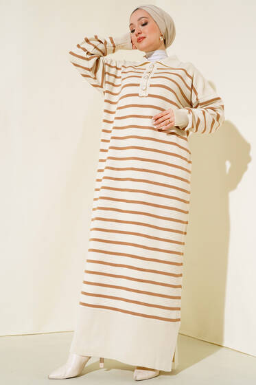 Çizgili Düğmeli Triko Elbise Bej - Tesettür Elbise