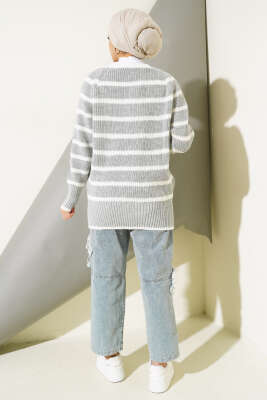 Çizgili Düğmeli Triko Hırka Gri - Triko Hırka