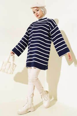 Çizgili Düşük Omuz Triko Tunik Lacivert - Triko Tunik