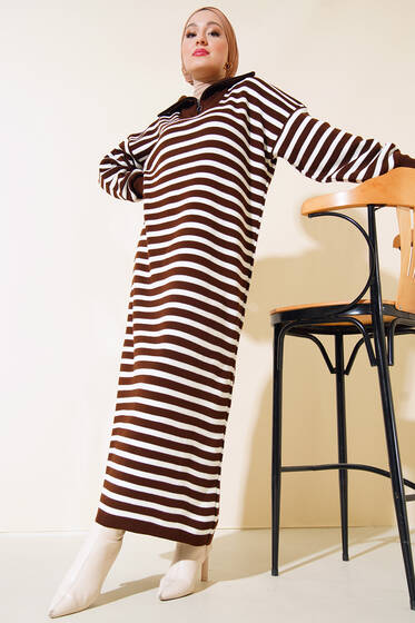 Çizgili Fermuarlı Uzun Triko Elbise Kahve - Tesettür Elbise