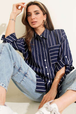 Çizgili Göğüs Cepli Salaş Gömlek Lacivert - Kadın Giyim Modelleri