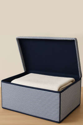 Çizgili Kapaklı Mega Kutu Hurç Lacivert - MAHİR HAVLU