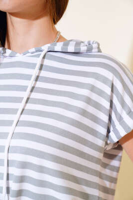 Çizgili Kapüşonlu T-shirt Gri - Yılın Fırsatı