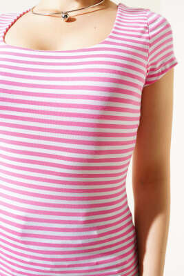 Çizgili Kare Yaka T-Shirt Pembe - Kadın Giyim Modelleri