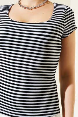 Çizgili Kare Yaka T-Shirt Siyah - Kadın Giyim Modelleri