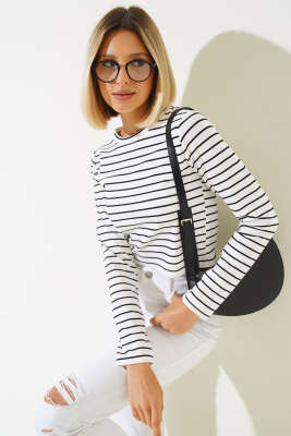 Çizgili Kaşkorse Bluz Beyaz - Kadın Giyim Modelleri