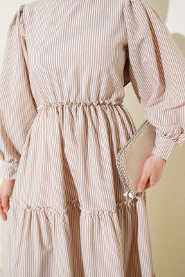 Çizgili Kat Elbise Bej - Tesettür Elbise