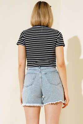 Çizgili Kısa Kol Crop Siyah - Kadın Giyim Modelleri