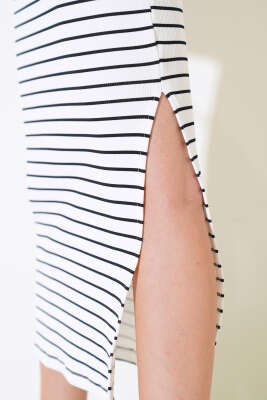 Çizgili Kısa Kol Elbise Beyaz - Kadın Giyim Modelleri