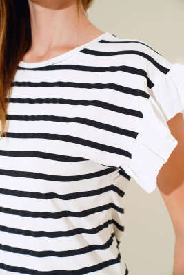 Çizgili Kol Fırfırlı T-shirt Ekru - Kadın Giyim Modelleri