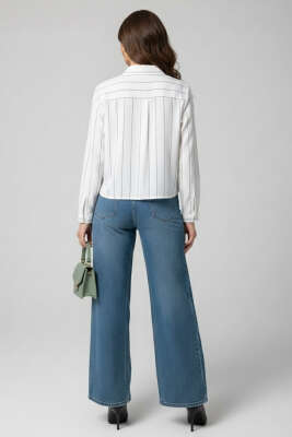 Çizgili Kol Katlamalı Kısa Gömlek Beyaz Gri - Kadın Giyim Modelleri