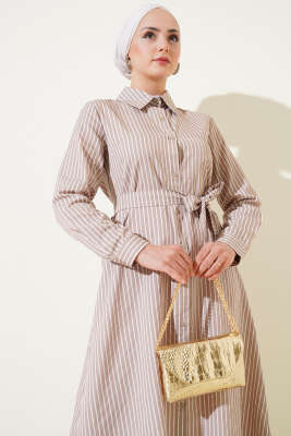 Çizgili Kuşaklı Elbise Latte - Tesettür Elbise