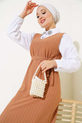 Çizgili Kuşaklı Jile Elbise Camel - Tesettür Elbise