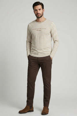 Çizgili Önü Baskılı Erkek Sweatshirt Taş - Erkek Sweatshirt