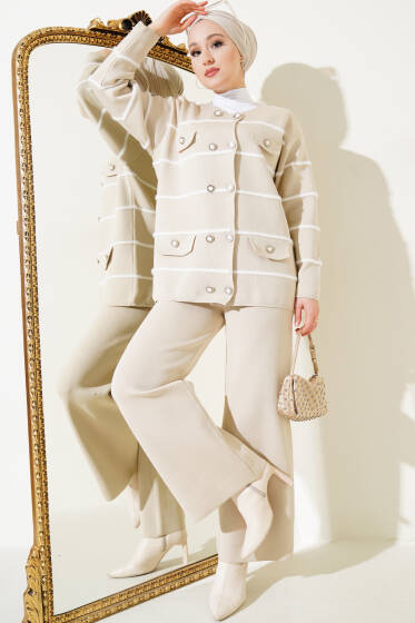 Çizgili Önü Düğmeli Triko İkili Takım Bej - İkili Takım