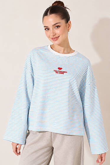 Çizgili Önü Nakışlı Sweatshirt Mavi - Kadın Giyim Modelleri