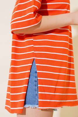 Çizgili Oranj Tshirt - Kadın Giyim Modelleri