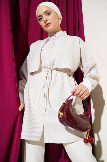 Çizgili Pelerinli Gömlek Bej - Gömlek