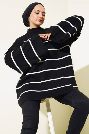 Çizgili Salaş Dik Yaka Triko Tunik Siyah - Tunik