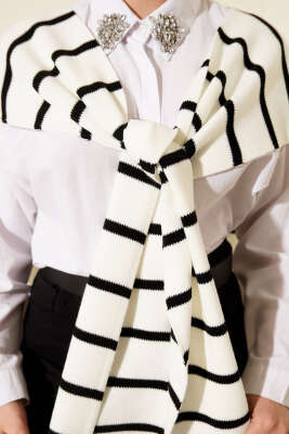 Çizgili Triko Omuz Şalı Ekru - Omuz Şalı