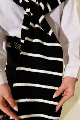 Çizgili Triko Omuz Şalı Siyah - Günün Seçilenleri