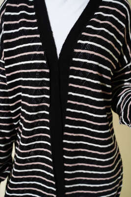 Çizgili Üçgen Ajurlu Triko Hırka Siyah - Hırka