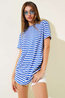 Çizgili Viskon Salaş T-shirt Saks - Kadın Giyim Modelleri