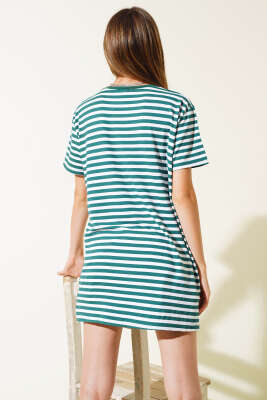 Çizgili Viskon Salaş T-shirt Zümrüt - Kadın Giyim Modelleri