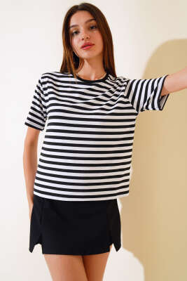 Çizgili Viskon T-shirt Siyah - Kadın Giyim Modelleri