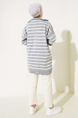 Çizgili Yakası Yarım Fermuarlı Triko Tunik Gri - Triko Tunik