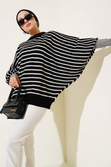 Çizgili Yarasa Kol Kazak Siyah - Triko Kazak