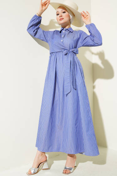 Çizgili Yarım Düğmeli Bağlamalı Elbise Saks - Elbise