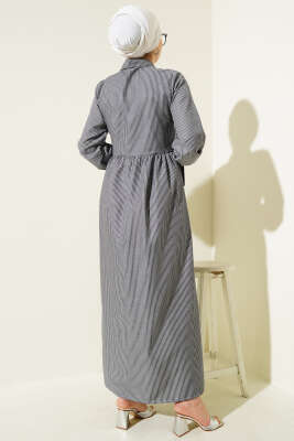 Çizgili Yarım Düğmeli Bağlamalı Elbise Siyah - Tesettür Elbise