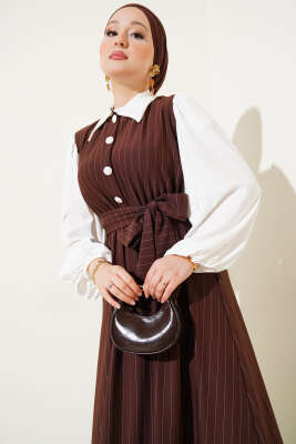 Çizgili Yarım Düğmeli Elbise Kahve - Tesettür Elbise