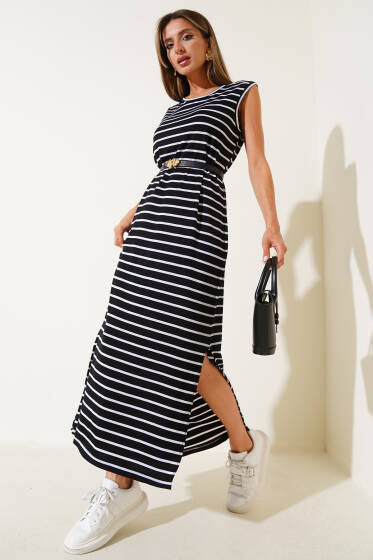 Çizgili Yırtmaçlı Elbise Siyah - Kadın Giyim Modelleri