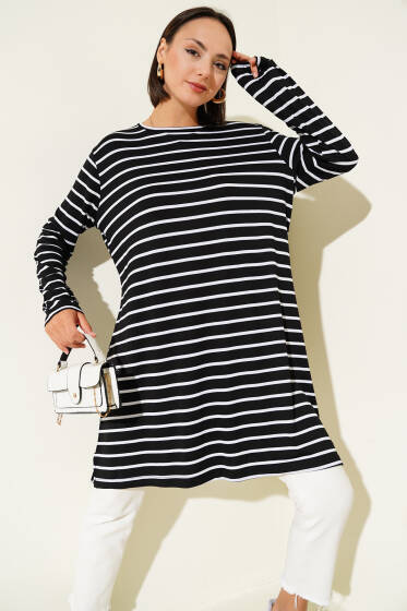 Çizgili Yırtmaçlı Tunik Siyah - 100-300 TL Ürünler