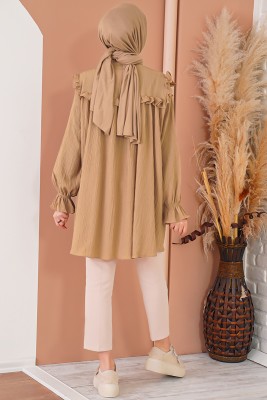 Yaka Düğmeli Fırfır Detaylı Camel Tunik - Tunik