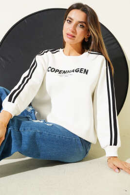 Copenhagen Baskılı Üç İplik Sweatshirt Ekru - Kadın Giyim Modelleri