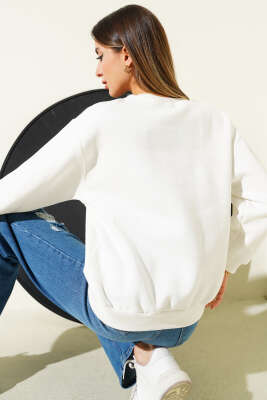 Copenhagen Baskılı Üç İplik Sweatshirt Ekru - Kadın Giyim Modelleri