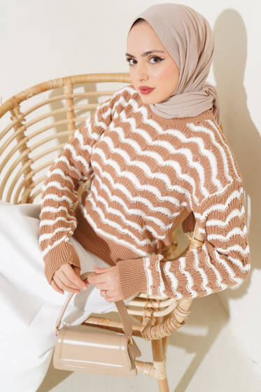 Dalga Desenli Çizgili Triko Kazak Büsküvi - Triko