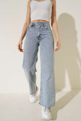 Dalga Sıra Taşlı Bol Paça Kot Pantolon Açık Kar - LEVURE