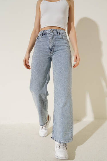 Dalga Sıra Taşlı Bol Paça Kot Pantolon Açık Kar - Kadın Giyim Modelleri