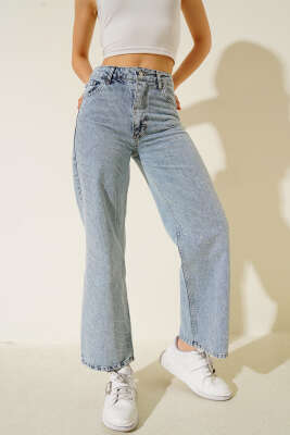 Dalga Sıra Taşlı Bol Paça Kot Pantolon Açık Kar - Kadın Giyim Modelleri