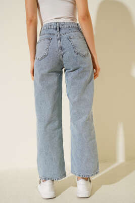 Dalga Sıra Taşlı Bol Paça Kot Pantolon Açık Kar - Kadın Giyim Modelleri