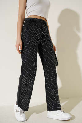 Dalga Sıra Taşlı Kot Pantolon Siyah - Kadın Giyim Modelleri