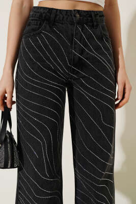 Dalga Sıra Taşlı Kot Pantolon Siyah - Kadın Giyim Modelleri