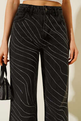 Dalga Sıra Taşlı Kot Pantolon Siyah - Kadın Giyim Modelleri