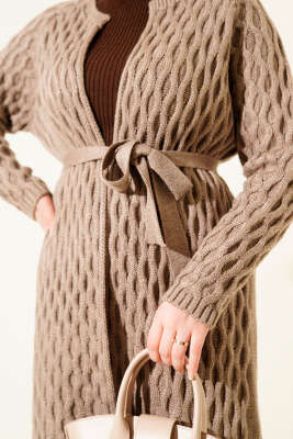 Damla Kabartmalı Triko Hırka Latte - Günün Seçilenleri