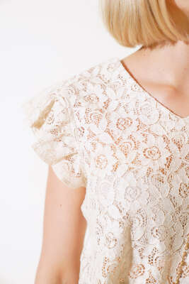 Dantel Bluz Bej - Kadın Giyim Modelleri