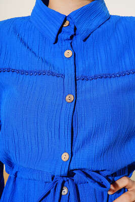 Dantel Detaylı Boydan Düğmeli Elbise Saks - Thumbnail